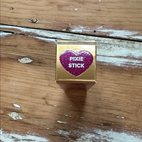 Too Faced Metallic Sparkle Lipstick Pixie Stick - Picture 2 of 6